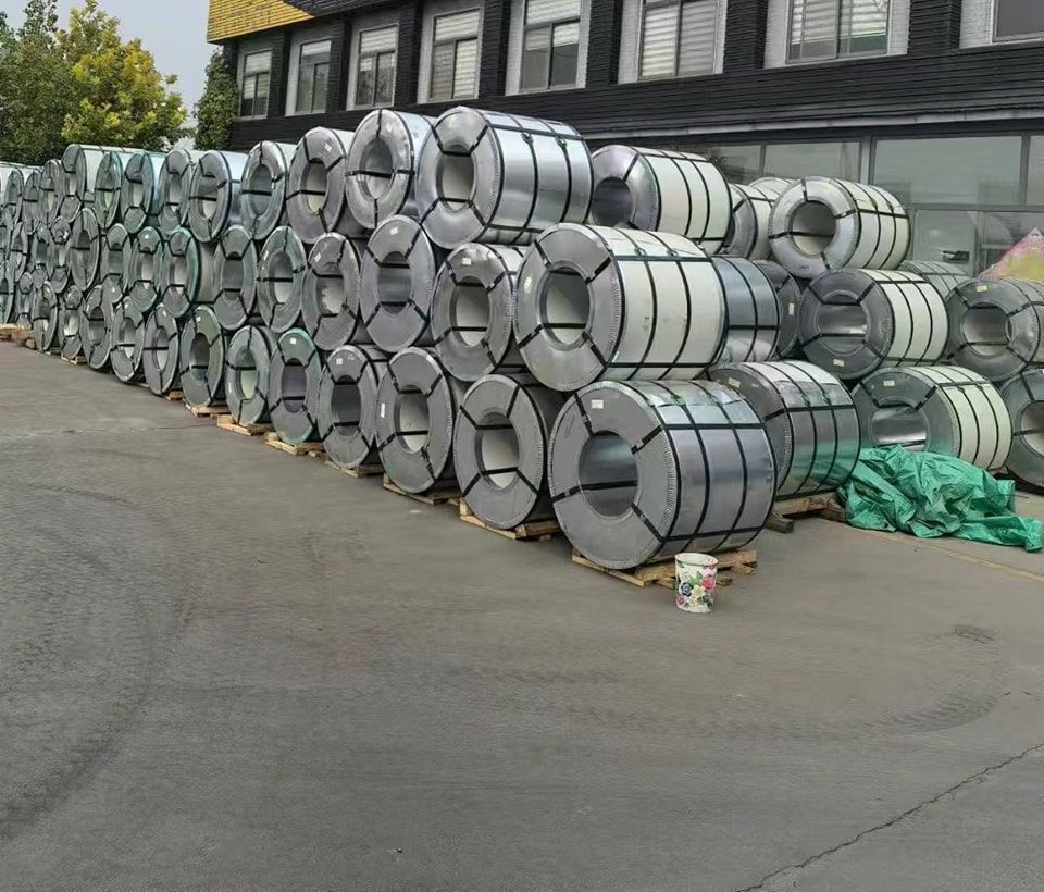 Coloured Aluzinc GL coils (Wrinkle Matt, GI coils, PPGI coils, Slitting coils) - Image 13